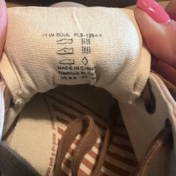 Taos canvas shoes - Picture 3 of 6